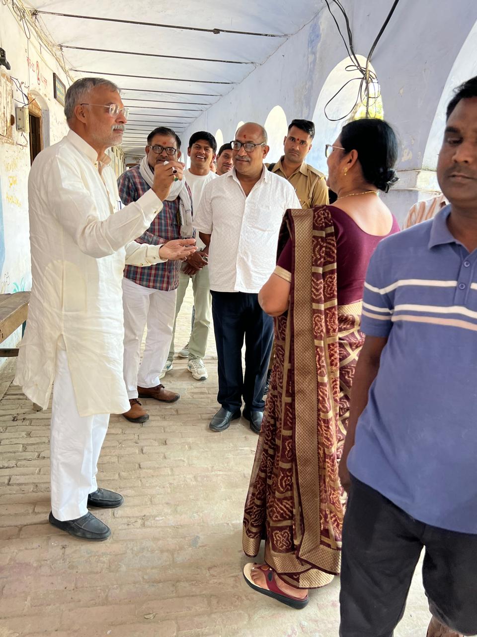 जनसंपर्क अभियान — २